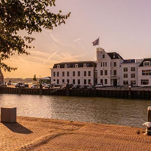 Hotel Maassluis